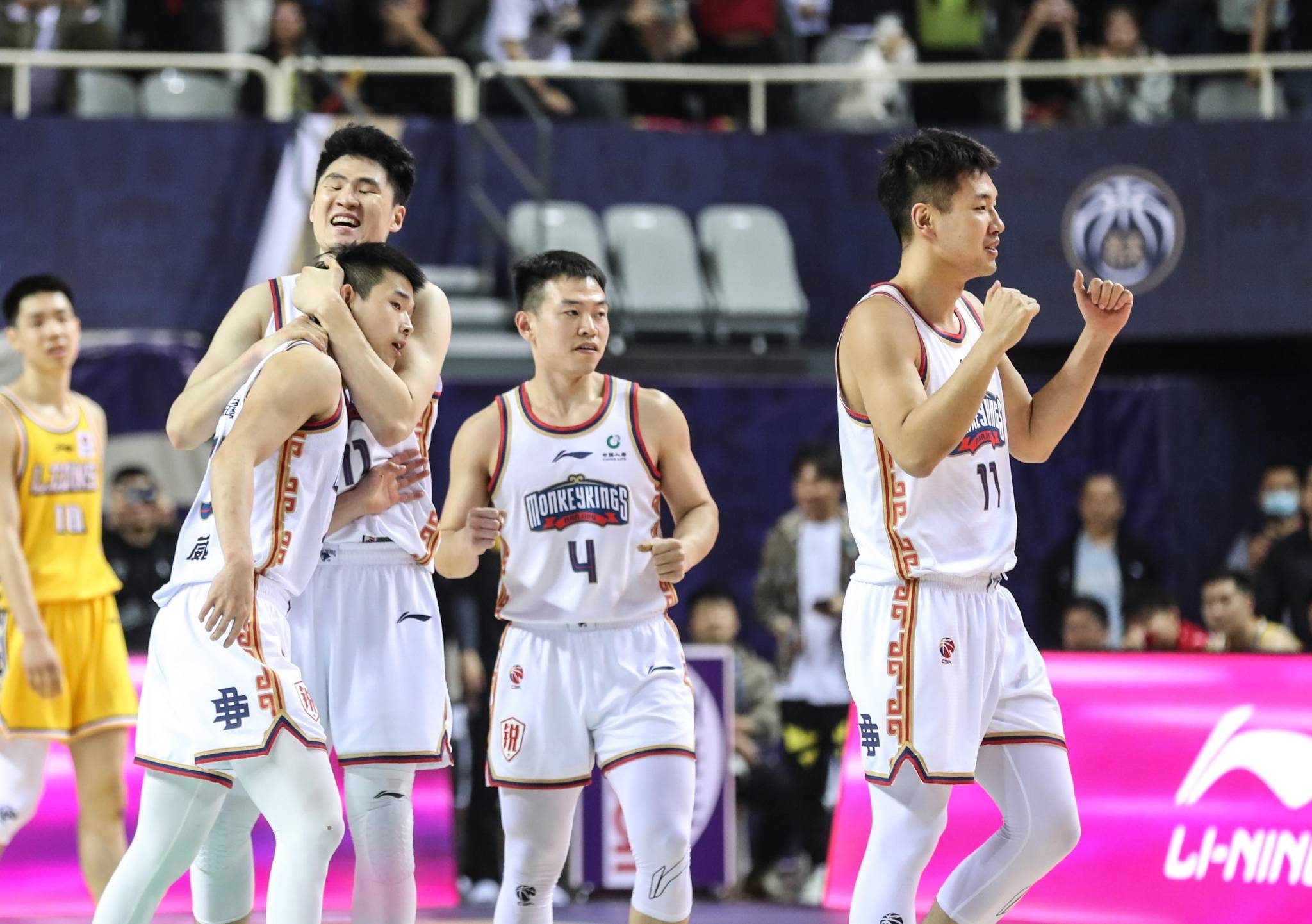 南宫28-加时末段突围战来临,迈阿密热火围绕CBA季后赛刷新队史纪录,形势明朗,赛程密集仍需轮换的简单介绍