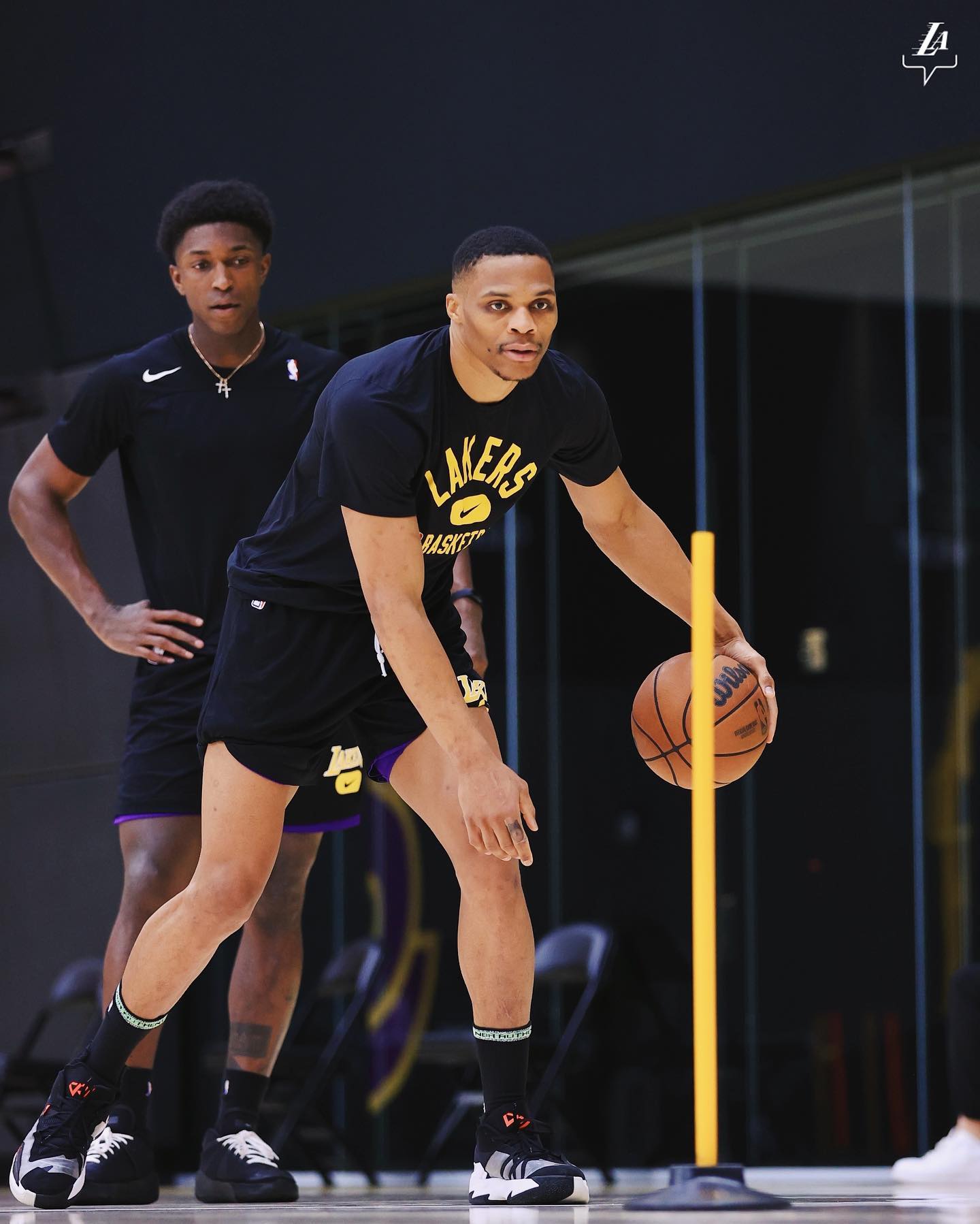 南宫28-赛前上海申花备战NBA常规赛;手感冰凉细节流出;细节曝光;训练强度显著提升的简单介绍