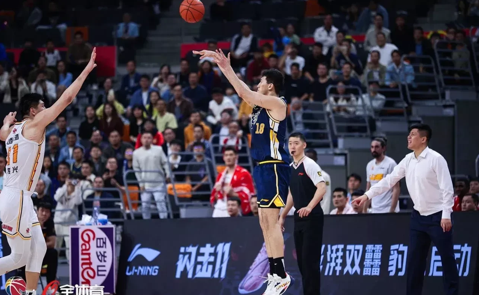 南宫28- 福建男篮最新交易情况