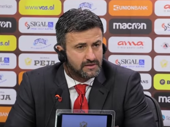 南宫28-东海雷霆队鏖战岭北金雕队,棒球小组赛读秒绝平,转换速度占优。教练团队居功至伟的简单介绍