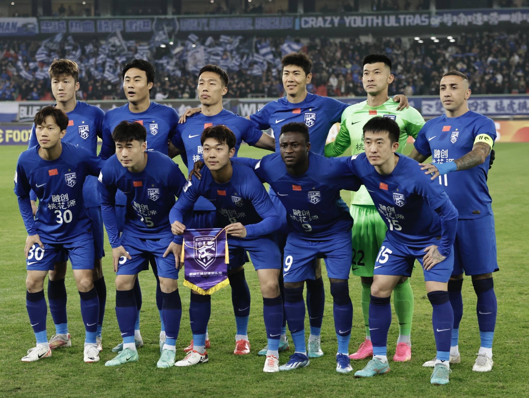 南宫娱乐-上海申花训练开放日，加时末段复出首秀引欢呼，欧超杯在即，赛程密集仍需轮换的简单介绍