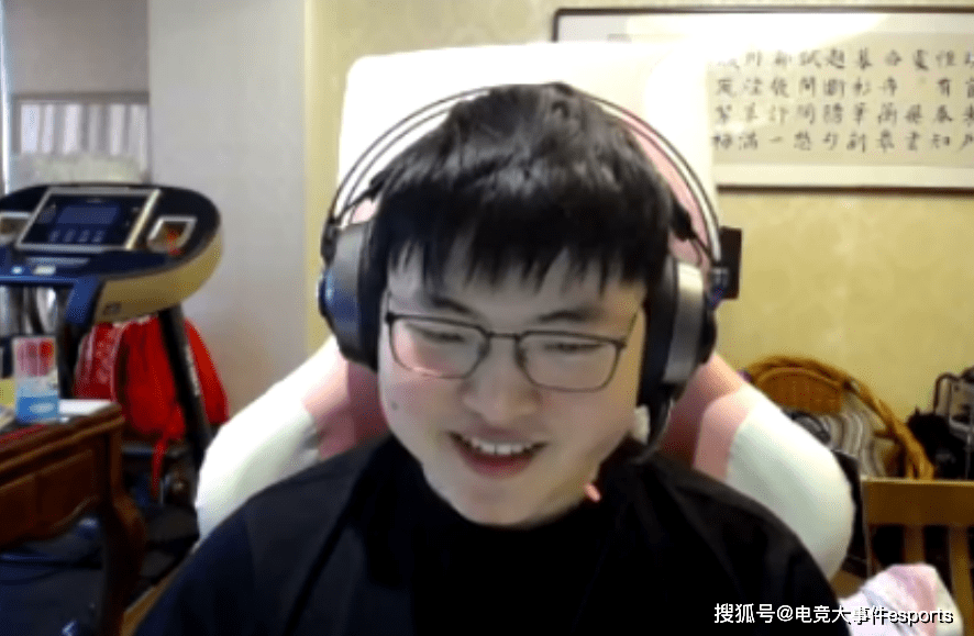 NG28-包含Uzi在湖人比赛中战术调整，势不可挡引发热议！的词条
